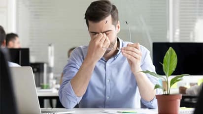 ಕಂಪ್ಯೂಟರ್ ವಿಷನ್ ಸಿಂಡ್ರೋಮ್ ಎಂದರೇನು?  ಅದರ ಲಕ್ಷಣ, ಕಾರಣಗಳ ಬಗ್ಗೆ ಇಲ್ಲಿದೆ ಮಾಹಿತಿ 