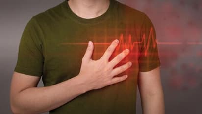 യുവാക്കളിലെ ഹൃദയസ്തംഭനം; ഈ ലക്ഷണങ്ങള് ശ്രദ്ധിക്കുക...