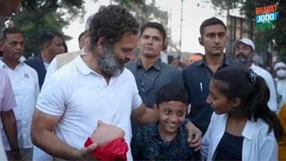 కాంగ్రెస్ పార్టీ మాజీ అధినేత మనసు దోచుకున్న చిన్నారి.. థ్యాంకు చెప్పిన రాహుల్ .. ఇంతకీ ఏం జరిగిందంటే..?