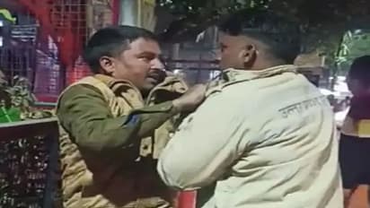 ड्यूटी पर 2 होमगार्ड के बीच मारपीट का वीडियो हुआ वायरल, जानिए क्या है 29 सेकंड की क्लिप का सच