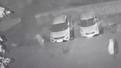 ഭർത്താവിനെ കൊന്ന് കഷ്ണങ്ങളാക്കി ഫ്രിഡ്ജിൽ വെച്ചു, പിന്നീട് ഉപേക്ഷിച്ചു, ഭാര്യയും മകനും അറസ്റ്റില്‍ 