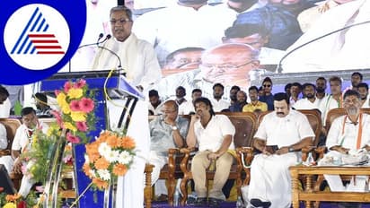 ಕಾಂಗ್ರೆಸ್‌ ಅಧಿಕಾರಕ್ಕೆ ಬಂದರೆ ಬಡವರಿಗೆ ತಲಾ 10 ಕೆ.ಜಿ ಉಚಿತ ಅಕ್ಕಿ: ಸಿದ್ದರಾಮಯ್ಯ