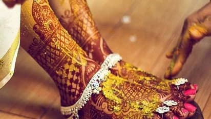 திருமணத்திற்குப் பிறகு பெண்கள் ஏன் காலில் மெட்டி அணிகிறார்கள்? அறிவியல் காரணம் தெரிஞ்சா அதிர்ந்து போவீர்கள்..!