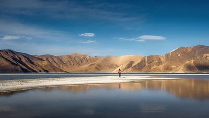 5 must-have apps that will help you travel the world better