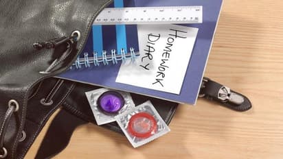 सरप्राइज चैकिंग में स्कूल बैगों से मिले कंडोम, सिगरेट और कॉन्ट्रोसेप्टिव पिल्स, टीचर्स हैरान