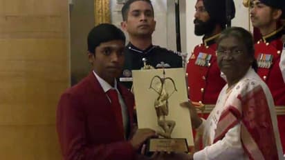 பிரக்ஞானந்தாவுக்கு அர்ஜூனா விருது!National Sports Awardsஐ வீரர்களுக்கு வழங்கி கௌரவித்த ஜனாதிபதி திரௌபதி முர்மு