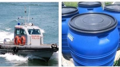 கேன்களில் கடத்தப்பட்ட 400 கிலோ வெள்ளை நிறத்திலான பவுடர்.! சிக்கியது வெடி மருந்தா.? கடலோர காவல்படை விளக்கம்