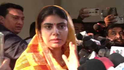 രവീന്ദ്ര ജഡേജയുടെ പിതാവിന്റെ ആരോപണം, മാധ്യമങ്ങളോട് ദേഷ്യപ്പട്ട് റിവാബ ജഡേജ