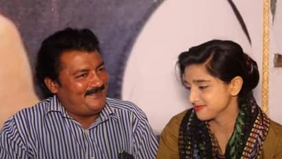 52 -കാരൻ അധ്യാപകനോട് 20 -കാരി വിദ്യാർത്ഥിനിക്ക് പ്രണയം, ഒടുവിൽ വിവാഹം, ഹാപ്പിയാണ് എന്ന് ദമ്പതികൾ