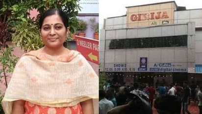 ഓണ്‍ലൈന്‍ ടിക്കറ്റിന് പകരം വാട്‌സ്ആപ്പ് ബുക്കിം​ഗ്; തൃശ്ശൂരിൽ തിയറ്റർ ഉടമയ്ക്ക് വിലക്ക്