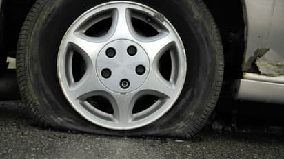 ഒരേസമയം 8 രാജ്യങ്ങളിലെ 900 എസ്‌യുവികളുടെ കാറ്റഴിച്ചു, കാലാവസ്ഥാമാറ്റം ചെറുക്കാന്‍ ഗറില്ലാമുറ