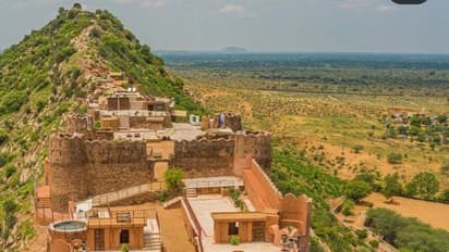 जहां होगी हंसिका मोटवानी की शादी, जानें क्यों इतना फेमस है वो मुंडोता फोर्ट-8 तस्वीरों में देखें इसकी भव्यता