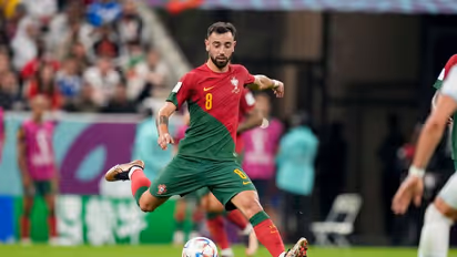 ജയിക്കാൻ ഉറച്ച് പോർച്ചുഗൽ ഇറങ്ങുന്നു; ലോകത്തെയാകെ ഞെട്ടിച്ച് ലൈനപ്പ്, ക്രിസ്റ്റ്യാനോ റൊണാൾഡോ ബെഞ്ചിൽ