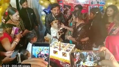 ಹುಟ್ಟುಹಬ್ಬ ಆಚರಿಸಿಕೊಂಡ ಶ್ವಾನ: ಸಿಕ್ತು ಮೂರು ಚಿನ್ನದ ಲಾಕೆಟ್ ಗಿಫ್ಟ್