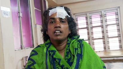 തൃശൂരില് സ്ത്രീയെ വീട്ടിൽ നിന്ന് പിടിച്ചിറക്കി സ്ത്രീകളടങ്ങുന്ന സംഘം മർദ്ദിച്ചതായി പരാതി