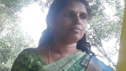 மாணவர்களை கழிப்பறை சுத்தம் செய்த வைத்த விவகாரம்.. பள்ளி தலைமை ஆசிரியைக்கு சரியான ஆப்பு..!