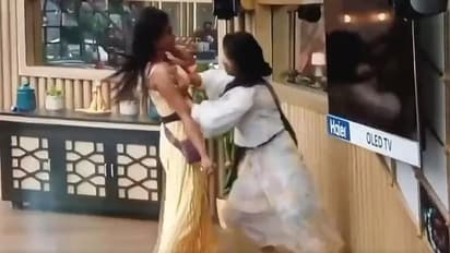 ஷிவினை தாக்கிய தனலட்சுமி..! பிக்பாஸ் வீட்டிற்குள் அடிதடியில் இறங்கிய போட்டியாளர்கள்.. வைரலாகும் வீடியோ..!