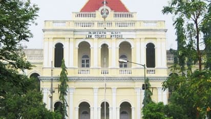 Mysuru: ನಾನೂ ರೌಡಿ ನನಗೆ ಬಿಜೆಪಿಯಲ್ಲಿ ಸ್ಥಾನ ಕೊಡಿ- ಕೋರ್ಟ್ ಬಳಿ ರೌಡಿಶೀಟರ್ ಪ್ರತಿಭಟನೆ