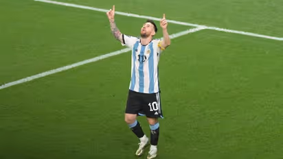 'മെസിയും മനുഷ്യന് തന്നെ അല്ലേ'; അര്ജന്റീന നായകനെ മത്സരത്തിന് മുമ്പേ ലക്ഷ്യമിട്ട് ഡച്ച് ഗോള് കീപ്പര്