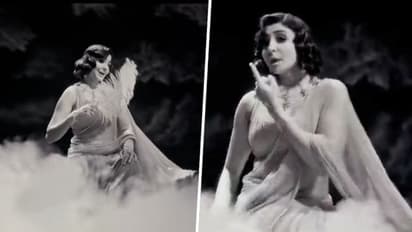 Anushka Sharma aces retro queen look in Qala's 'Ghode Pe Sawaar' song | Check out