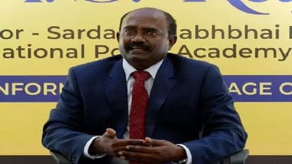 சமூக வலைதளங்கள் முன்னேற்றத்தை மிகவும் பாதிக்கும்… ஏ.எஸ்.ராஜன் கருத்து!!