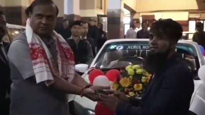 ಹಳೇ ಸ್ವಿಫ್ಟ್ ಕಾರನ್ನು ಲ್ಯಾಂಬೋರ್ಗಿನಿಯಾಗಿ ಪರಿವರ್ತಿಸಿದ ಯುವಕ, ಸಿಎಂ ಹಿಮಂತ ಶರ್ಮಾಗೆ ಗಿಫ್ಟ್!