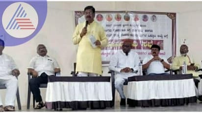 Bagalkot : 15 ಬೇಡಿಕೆಗಳ ಈಡೇರಿಕೆಗೆ ಆಗ್ರಹಿಸಿ ನೇಕಾರರಿಂದ ಬೆಳಗಾವಿಗೆ ಪಾದಯಾತ್ರೆ