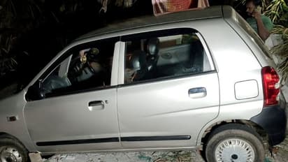 കൂറ്റനാട്ട് കുടുംബം സഞ്ചരിച്ച കാര് താഴ്ചയിലേക്ക് മറിഞ്ഞു: യാത്രക്കാരായ കുടുംബം അത്ഭുതകരമായി രക്ഷപ്പെട്ടു