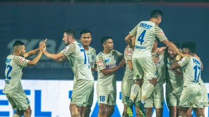 ഐഎസ്എല്: ജംഷഡ്പൂരിന്റെ ഉരുക്ക് കോട്ട തകര്ത്ത് ബ്ലാസ്റ്റേഴ്സിന് ജയം