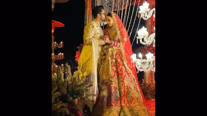 பிரம்மிப்பூட்டும் ஜெய்ப்பூர் அரண்மனையில்... பிரம்மாண்டமாக நடந்து முடிந்த ஹன்சிகா திருமணம் - வைரலாகும் போட்டோஸ்