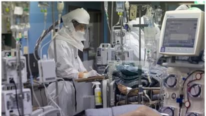 കൊറോണ മനുഷ്യനിർമ്മിത വൈറസ്; വുഹാനിലെ ലാബിൽ നിന്ന് ചോർന്നത് തന്നെയെന്നും ശാസ്ത്രജ്ഞന്റെ വെളിപ്പെടുത്തൽ