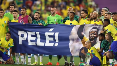 Brazil's show of support for 'King' Pele after seeing off South Korea to enter World Cup 2022 QFs wins hearts