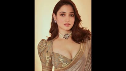 பட விழாவுக்கு படு கிளாமராக வந்த தமன்னாவை டேட்டிங் செல்ல அழைத்து அதிர்ச்சி கொடுத்த பிரபல ஹீரோ