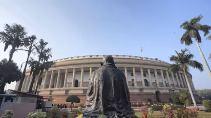  India-China border clash:  இந்தியா சீனா எல்லை மோதல்: இரு அவைகளில் இருந்தும் எதிர்க்கட்சிகள் வெளிநடப்பு