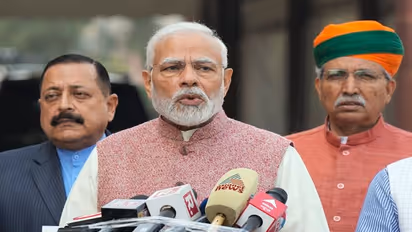 ಪ್ರಧಾನಿ ಮೋದಿ ಎಕ್ಸ್‌ಪ್ರೆಸ್‌ವೇ ಉದ್ಘಾಟನೆ ದಿನಕ್ಕೂ ಮುನ್ನ 1,000 ಕೆಜಿ ಸ್ಫೋಟಕ ಪತ್ತೆ, ಹೆಚ್ಚಿದ ಆತಂಕ!