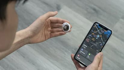 ஆப்பிள் நிறுவனத்துக்கு போட்டியாக கூகுள் நிறுவனமும் AirTag கொண்டு வருகிறது! இது என்ன கருவி?