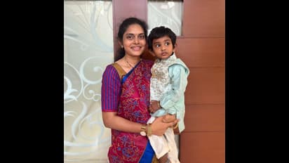 மறைந்த நடிகர் சேதுராமனை உரித்து வைத்திருக்கும் மகன்..! கியூட் தேவதை போல் இருக்கும் மகள்..! வைரலாகும் போட்டோஸ்!