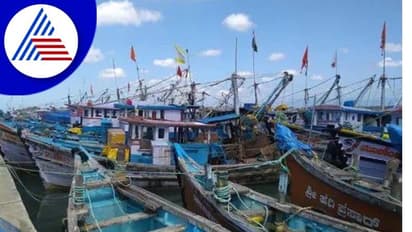 இலங்கை கடற்படையால் மீண்டும் தமிழக மீனவர்கள் 9 பேர் கைது.!படகுகளையும் சிறைப்பிடித்ததால் அதிர்ச்சியில் மீனவர்கள்