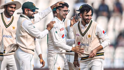 டெஸ்ட் போட்டியில் ODI போட்டியை போல பேட்டிங் ஆடிய இங்கி.,! அறிமுக டெஸ்ட்டில் 7 விக்கெட் வீழ்த்திய அப்ரார் அகமது