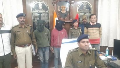 18 करोड़ की चरस के साथ पकड़े गए तस्कर, तस्करों में एक महिला भी शामिल, सीमा पार से जुड़े हैं तार