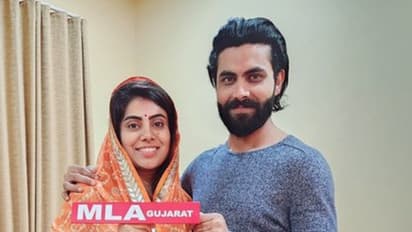 'నా భర్త క్రికెట్ కే ఎక్కువ ప్రాధ్యానత ఇస్తాడు.  ఆ తర్వతనే నాకు..' షాకింగ్‌ కామెంట్స్‌ చేసిన జడేజా భార్య