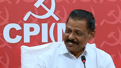 മുഖ്യമന്ത്രിയെ കരിങ്കൊടി കാണിക്കാൻ കോൺഗ്രസ് ആത്മഹത്യ സ്ക്വാഡ്, കേരളം നികുതി കുറയ്ക്കില്ല: എം വി ഗോവിന്ദൻ