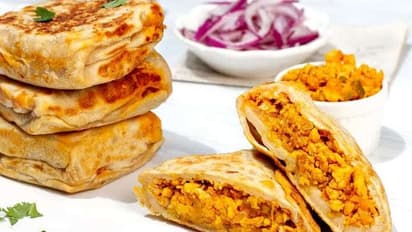 Chicken Murtabak : மலேசியா ஸ்பெஷல் "சிக்கன் முர்தபா" செய்யலாம் வாங்க!