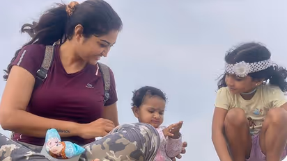 வாவ்...சீரியல் நடிகை நீலிமாவின் குழந்தைகளா இது? செம்ம கியூட்... அசர வைக்கும் போட்டோஸ்!