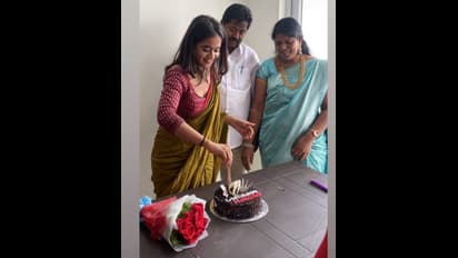 కొత్త ఇంట్లో అడుగుపెట్టిన దీప్తి సునైనా.. ఫుల్ ఖుషీ అవుతున్న ‘బిగ్ బాస్’ బ్యూటీ.. ఫొటోలు వైరల్!