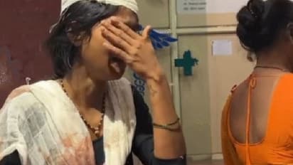 चलती कार में महिला से छेड़छाड़: खुद को बचाने गाड़ी से कूदी, आरोपियों ने 10 माह की बच्ची को फेंका-मौत