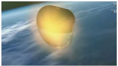 ഒറൈയോണ്‍ ഭൂമിയിലെത്തി, നാസയുടെ ചന്ദ്രപേടകം പസഫിക്ക് സമുദ്രത്തില്‍ ഇറങ്ങി