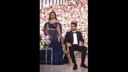 డైరెక్టర్ గుణశేఖర్ కుమార్తె నీలిమ గుణ మ్యారేజ్ రిసెప్షన్ లో తారల సందడి... ప్రత్యేక ఆకర్షణగా మహేష్, బన్నీ!