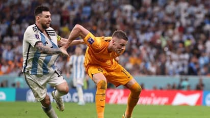 അഭിനന്ദിക്കാന് ചെന്ന തന്നെ മെസി അപമാനിച്ചുവിട്ടുവെന്ന് ഡച്ച് താരം വെഗ്ഹോസ്റ്റ്