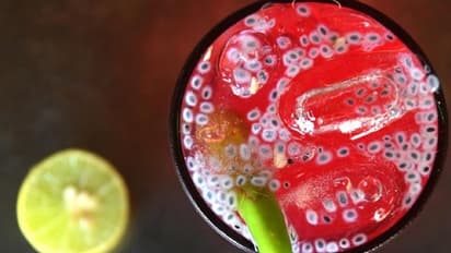 காஷ்மீரின் பாரம்பரியமான கான் சர்பத் நம் வீட்டில்லேயே எளிமையாக செய்வது எப்படி! பார்க்கலாம் வாங்க